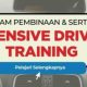 Teknik Defensive Driving yang Harus Dikuasai Semua Pengemudi