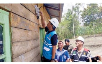 Warga Papua Barat Dapatkan Akses Listrik 24 Jam