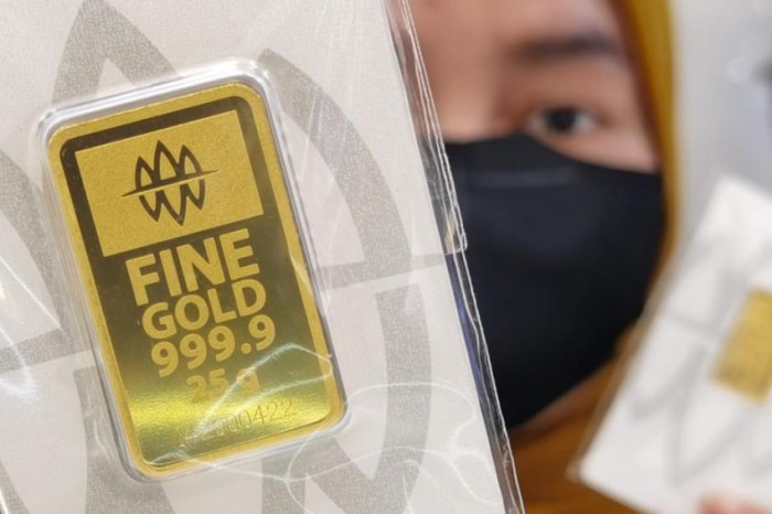 Harga Emas Dunia Naik, Cetak Rekor Tertinggi Mingguan