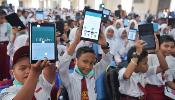 Kemendikbud Luncurkan Program Sekolah Digital Tahun Ini