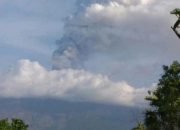 Erupsi Gunung Ganggu Jalur Udara, Bali Batalkan Puluhan Penerbangan