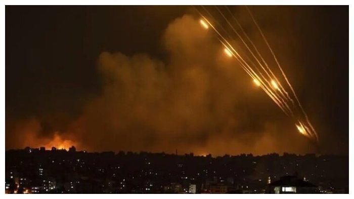 Rudal Iran Menghujani Israel, Foto-Foto Dampaknya Muncul