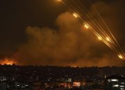 Rudal Iran Menghujani Israel, Foto-Foto Dampaknya Muncul