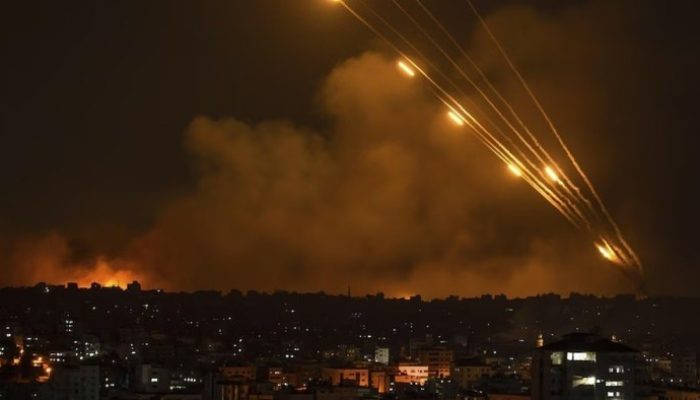 Rudal Iran Menghujani Israel, Foto-Foto Dampaknya Muncul