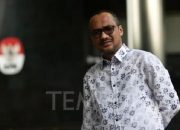 Abraham Samad Bingung Kenapa Jokowi Harus Dilaporkan