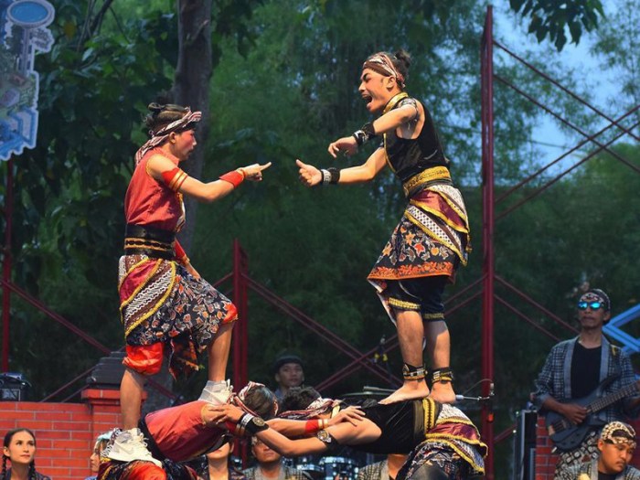 Festival permainan tradisional di Surabaya | ANTARA Foto Mengunjungi Festival Tradisional di Kota Tertentu
