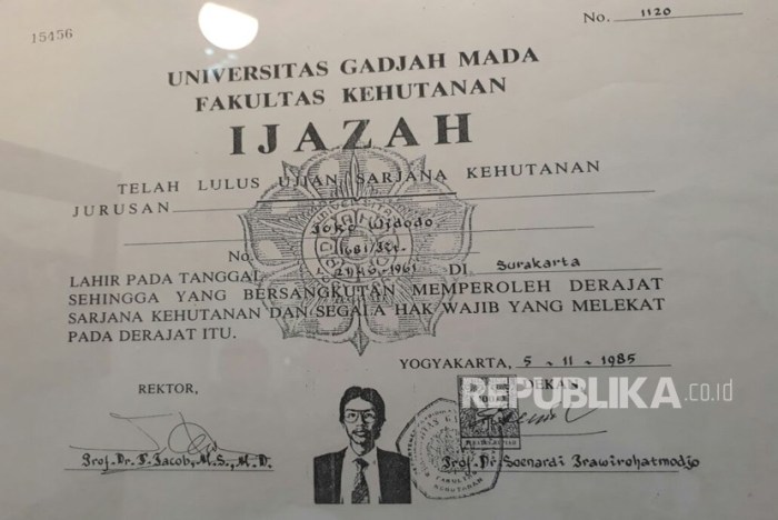 Isu Ijazah Palsu Jokowi, KSP: Narasinya Miskin Empati | Republika Online Sentilan Jokowi soal Isu Ijazah: Kalau Nggak Datang, Makin Ramai