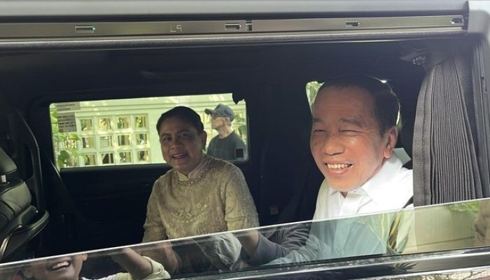 Jokowi Pulang ke Kampus UGM, Ditemani Iriana dalam Momen Reuni