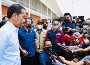 Tanggapi Kasus Gubernur Papua dan Hakim Agung, Presiden: Semua Sama di ...