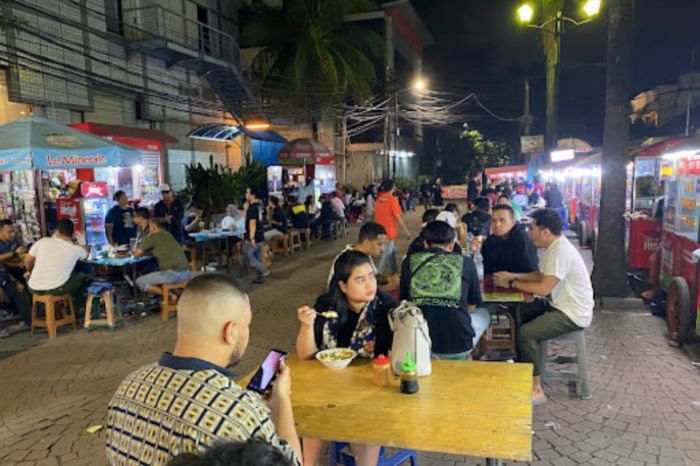 10 Tempat Wisata Kuliner Malam Hari di Jakarta yang Enak, Ada yang Buka ... Wisata Kuliner Malam di Kota Metropolitan