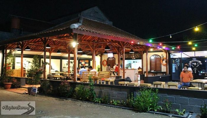 15 Rekomendasi Tempat Makan Enak di Serang 2025 Kuliner Klasik dan Modern