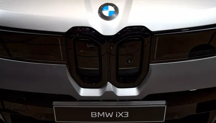 Kelas Baru BMW Hadir dengan Pembaruan Lebih Cepat dari Smartphone