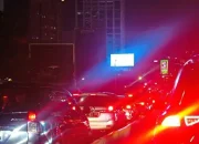 Tol Ditutup Sementara, Macet Parah dari Semanggi Hingga Slipi