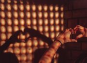 6 Ciri Introvert dan Tips untuk Meningkatkan Kepercayaan Diri