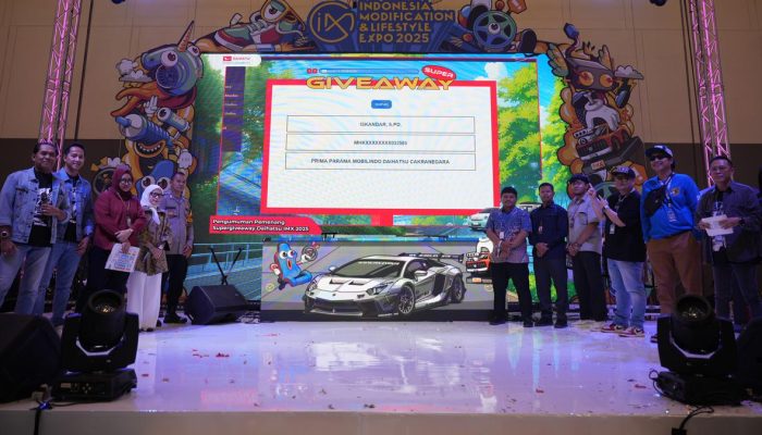 Dua Orang Beruntung Bawa Pulang Mobil Modifikasi Eksklusif