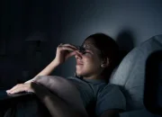 Bangun Tengah Malam dan Tak Bisa Tidur Lagi? Waspadai Risiko Insomnia!