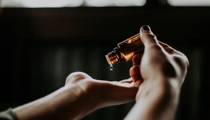 Tonik atau Serum, Mana yang Lebih Efektif untuk Pertumbuhan Rambut?