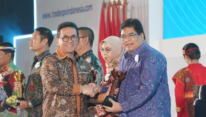 Perjalanan Toyota Indonesia dari Kijang ke Elektrifikasi Raih Penghargaan Bergengsi