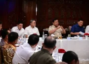 Prabowo Kumpulkan Para Menteri Malam-Malam di Kertanegara