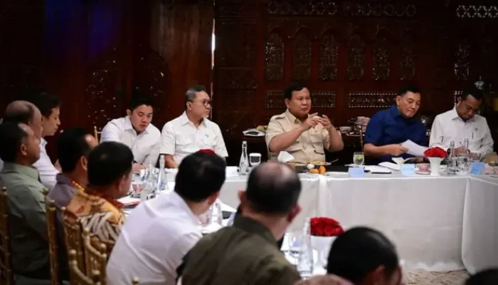 Prabowo Kumpulkan Para Menteri Malam-Malam di Kertanegara