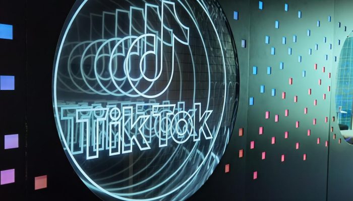 Alasan Komdigi Bekukan Tanda Daftar Akun TikTok