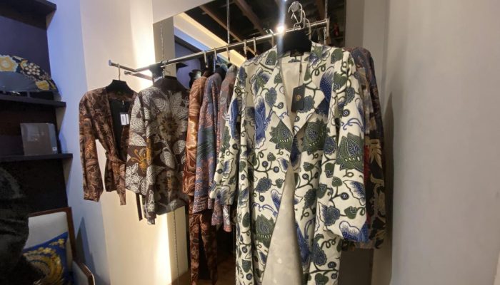 Top 3 Berita Hari Ini: 6 Batik Mewah Indonesia, Menjaga Warisan dan Keanggunan Klasik