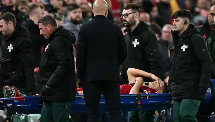Naik Meja Operasi, Giovanni Leoni Berjanji Segera Kembali