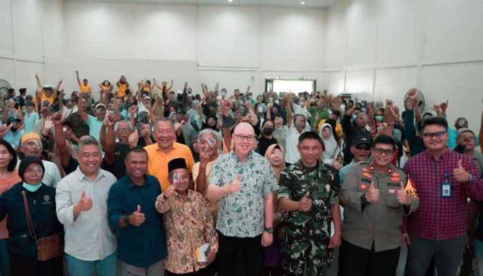 HUT ke-50 Selenggarakan Operasi Katarak Gratis bagi Warga Kurang Mampu