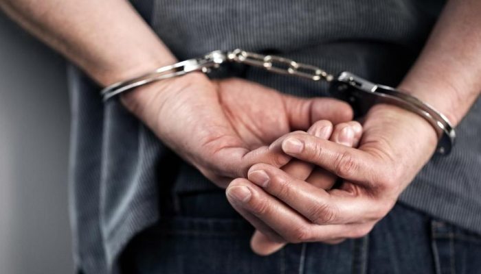 Pria Curi Kalung Emas 25 Gram di Jakut dengan Modus Pura-pura Pembeli