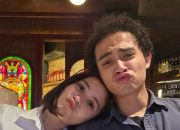 6 Potret Prilly Latuconsina dan Omara Esteghlal Kencan Glamour di Gala Premier