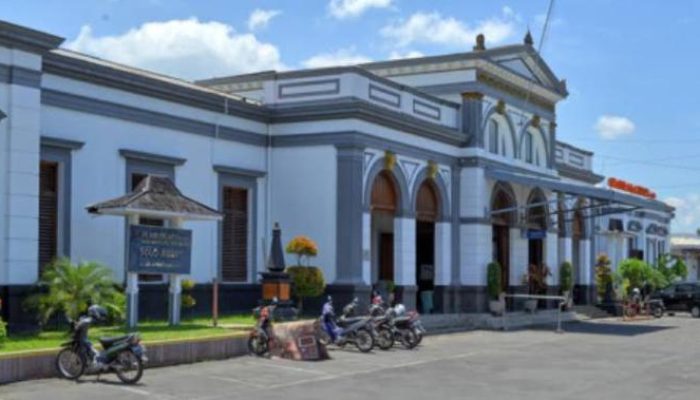 7 Rekomendasi Tempat Ngopi Dekat Stasiun Solo Jebres yang Tersembunyi