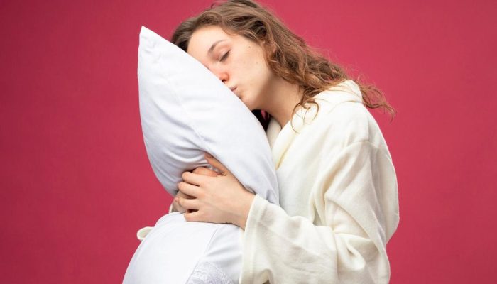 Sarung Bantal Sutra Bisa Cegah Kerutan, Apakah Ini Fakta atau Hanya Tren?