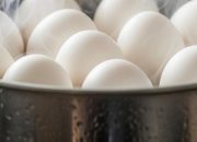 5 Trik Mengukus Telur Agar Tidak Pecah dan Mudah Dikupas yang Pasti Berhasil