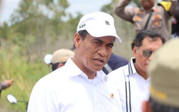 Kebijakan Mentan Bangkitkan Semangat Santri dalam Membangun Pertanian