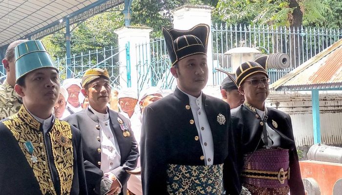 Mangkubumi Tegaskan Tak Ada Kesepakatan Suksesi Kubu Purbaya