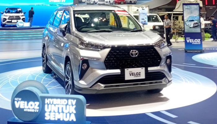 Perbandingan Sistem Hybrid Toyota Veloz dan Suzuki Ertiga, Mana yang Lebih Unggul?