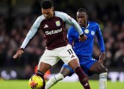 Bangkit dari Bangku Cadangan, The Blues Kalah di Kandang