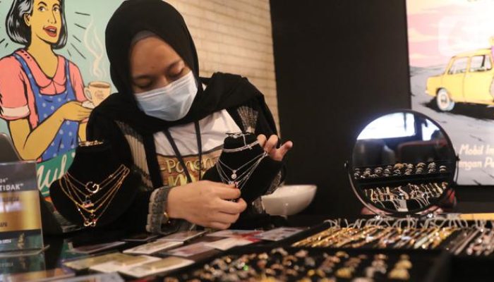 Harga Perhiasan Emas 4 Desember 2025 Termahal Rp 2,2 Juta