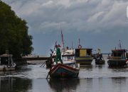 Hujan Deras dan Angin Kencang Masih Mengancam