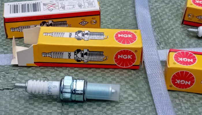 Cara Membedakan Busi Asli dan Palsu yang Mirip