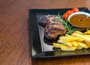 Resep Steak Ayam BBQ Sederhana untuk Hidangan Spesial Malam Tahun Baru di Rumah