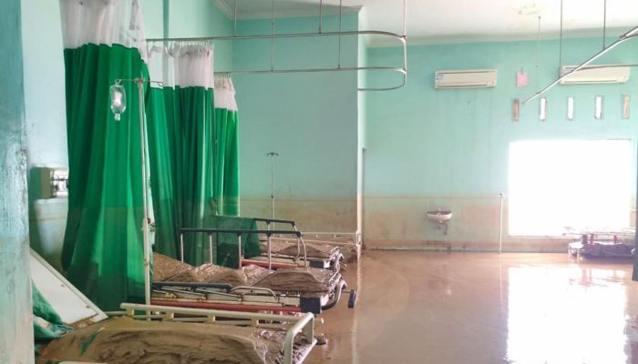 Nakes Sulsel Melayani di Aceh Tamiang, IGD Terhenti di Tengah Lumpur