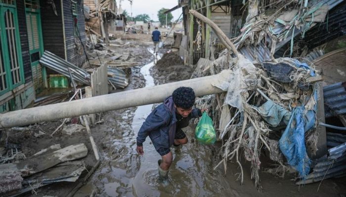 Kirim Rp3,5 M ke Korban Banjir Sumatra, GP Ansor Terjunkan Relawan Bagana