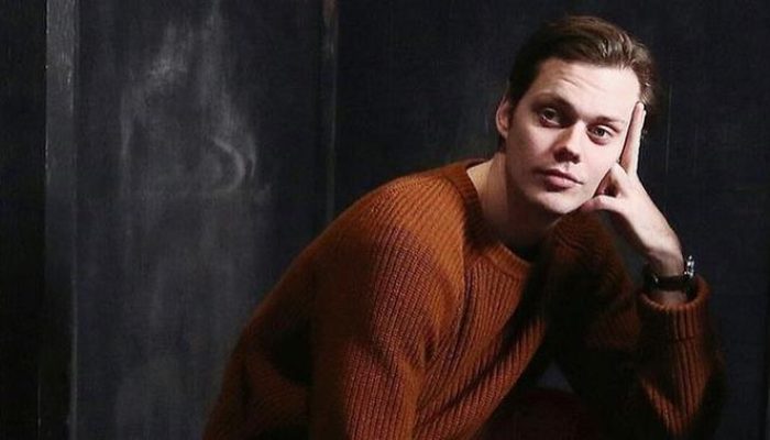 Persiapan Fisik Total Olahraga dan Diet Tinggi Protein untuk Peran di Film The Crow