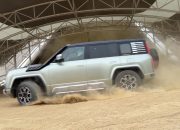 Menaklukkan Gurun Pasir Tertinggi di Dunia dengan Mobil Listrik YangWang U8