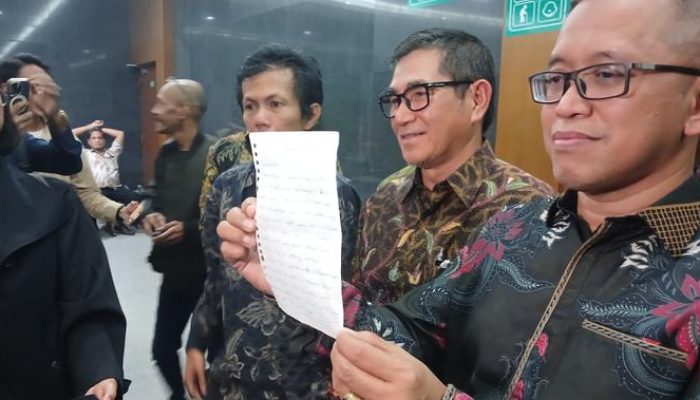 Anak Riza Chalid Ajak Masyarakat Lihat Perkaranya Berdasarkan Fakta Bukan Fitnah melalui Surat