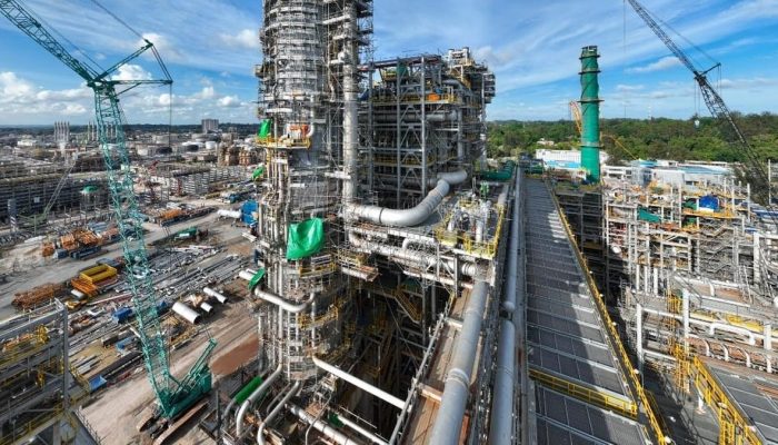 Kilang RDMP Balikpapan Beroperasi RI Hemat Devisa Rp 60 Triliun per Tahun