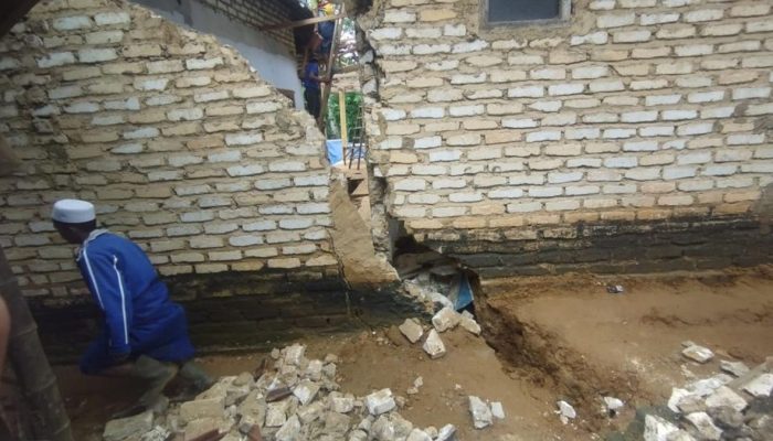 Tanah Bergerak di Pamekasan Meluas, Rumah Warga Rusak dan Terbelah