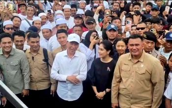 Jokowi Hadiri Kirab di Tegal dan Tertawa Melihat Kaesang Buka Acara