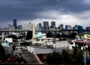 Hujan Sedang hingga Lebat Diprediksi di Jakarta dan Sekitarnya Hari Ini